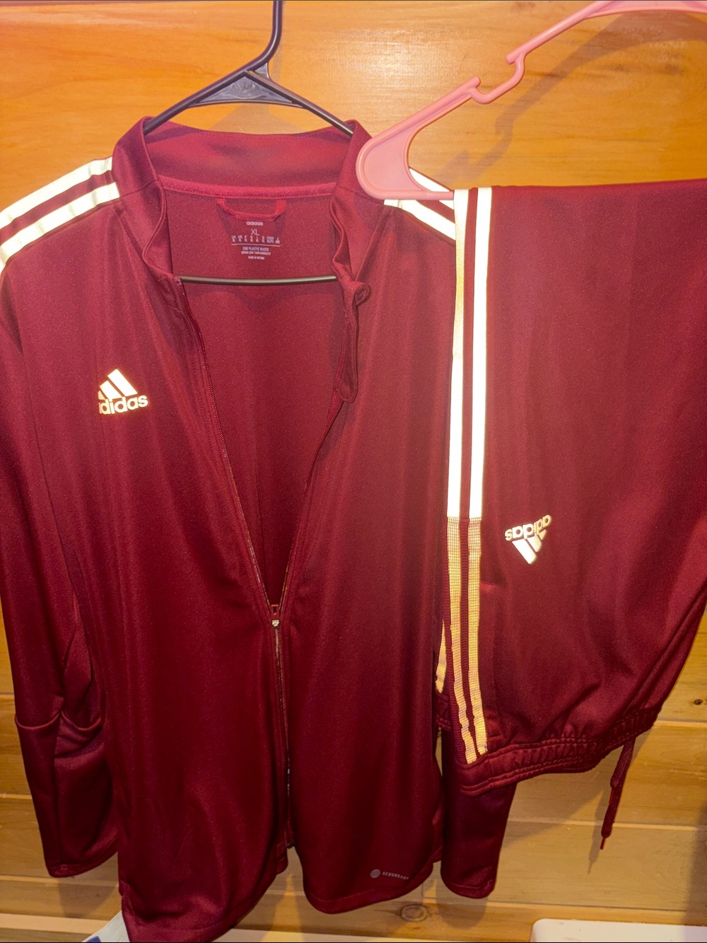 Adidas Men’s Maroon Track Jacket with Gold Stripe Accents